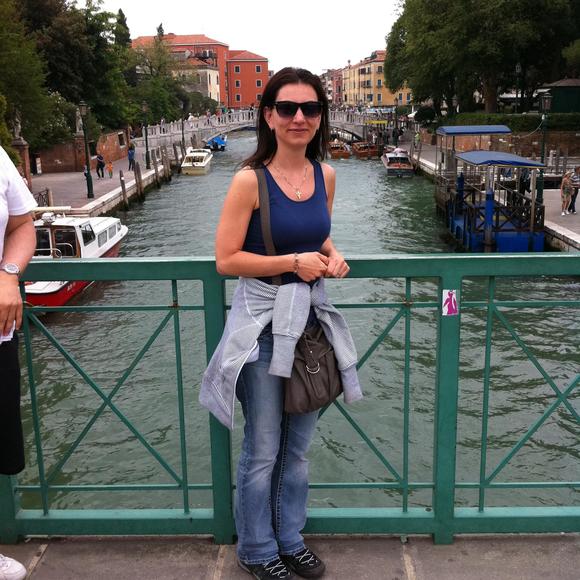 Meet your Posher, Nita - Picture 1 of 1